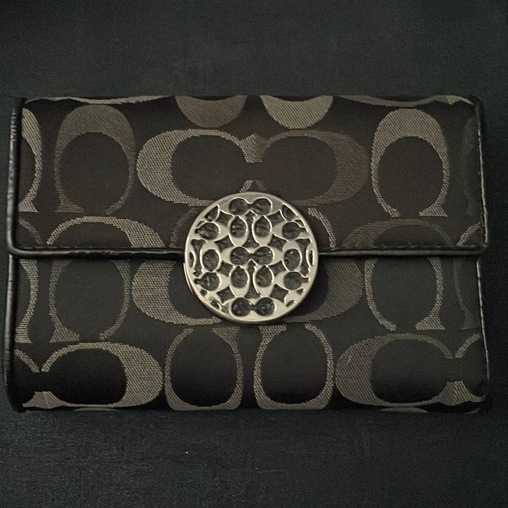 Coach wallet trifold